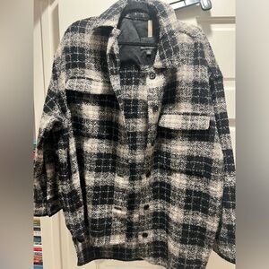 Banana Republic Cozy Oversized Large Plaid Black Jacket for Winter and Fall